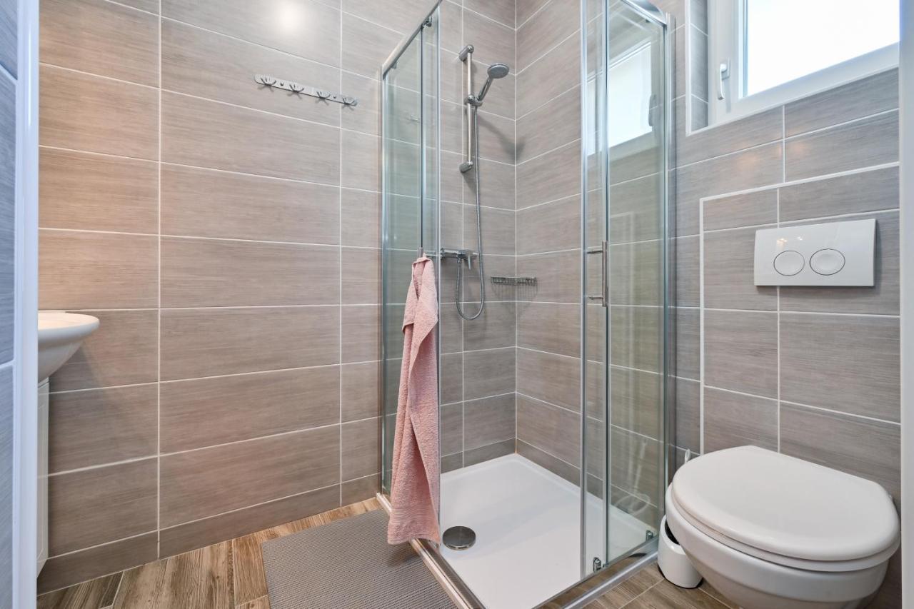Cvetkova Hiza Sa Jacuzzijem Villa Tuheljske Toplice Exterior photo