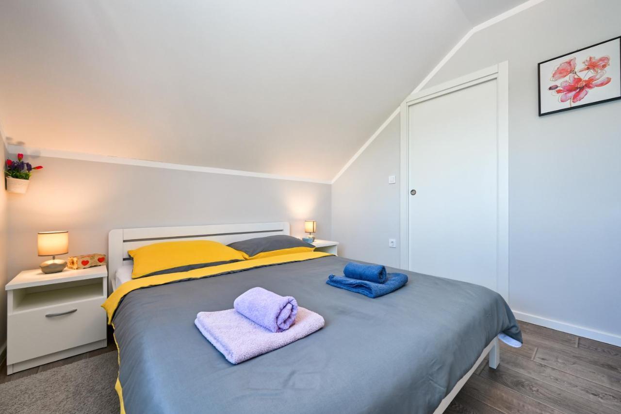 Cvetkova Hiza Sa Jacuzzijem Villa Tuheljske Toplice Exterior photo